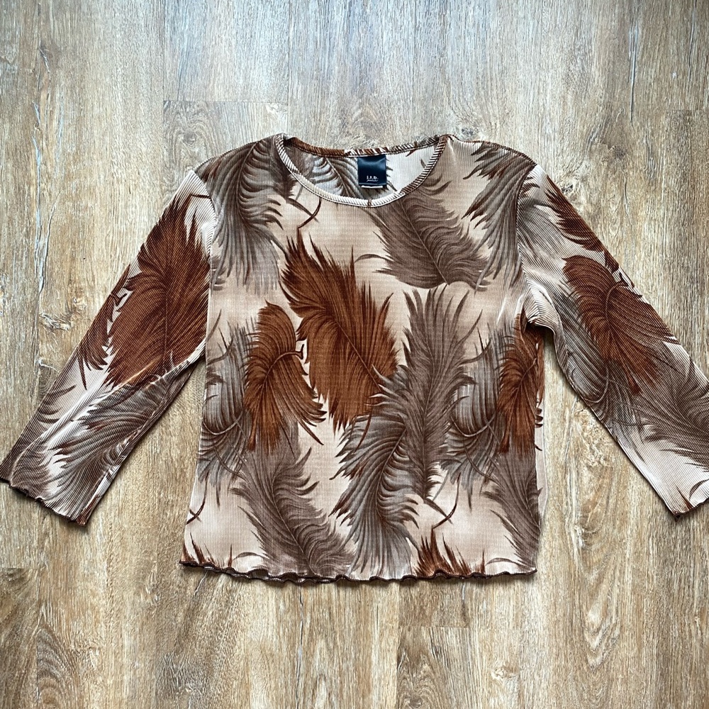 Brown/tan vintage blouse with tropical leaf motif